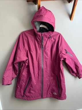 L.L. Bean Hooded Raincoat weather resistant Jacket - mulberry Womens LP *read*